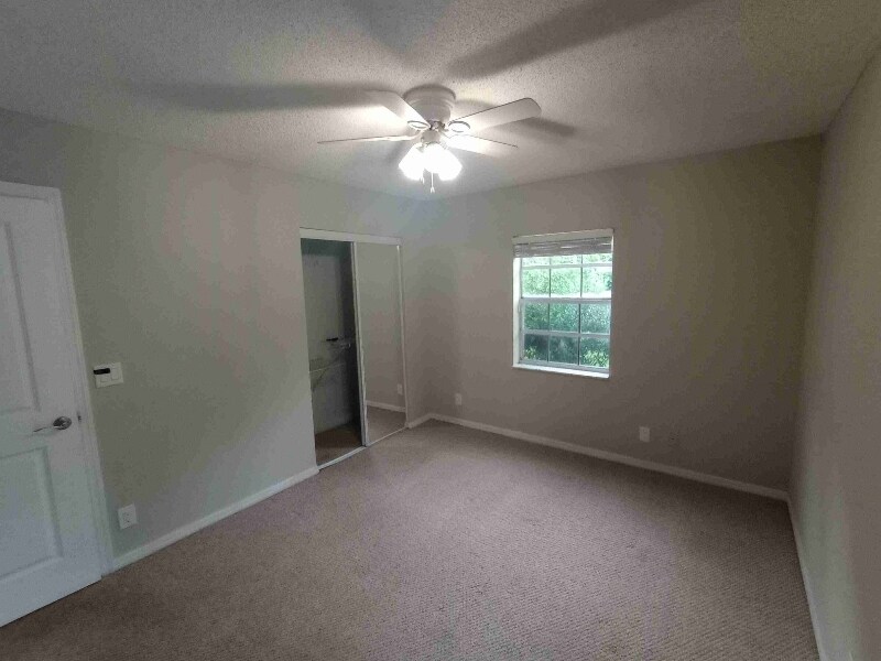 Building Photo - 16281 71st Ln N