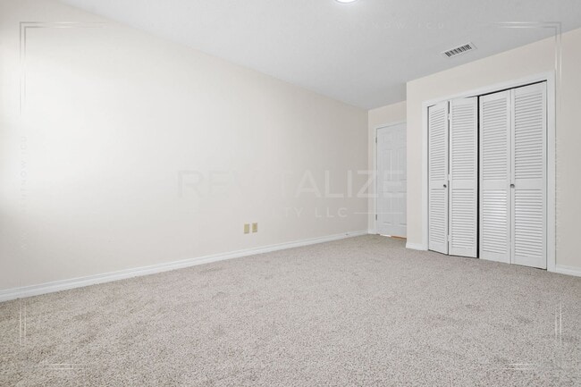 Building Photo - Spacious 4BR/2.5BA West Mobile Home – Room to Grow in a Convenient Location!