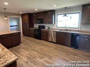 Building Photo - 2056 Farm to Market 165