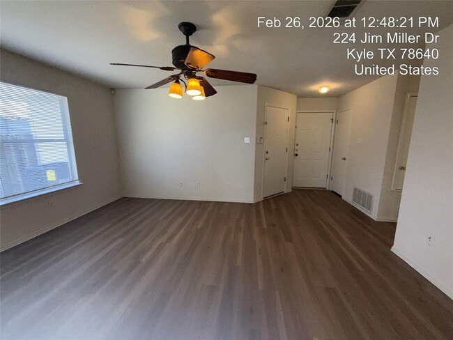 Building Photo - 224 Jim Miller Dr