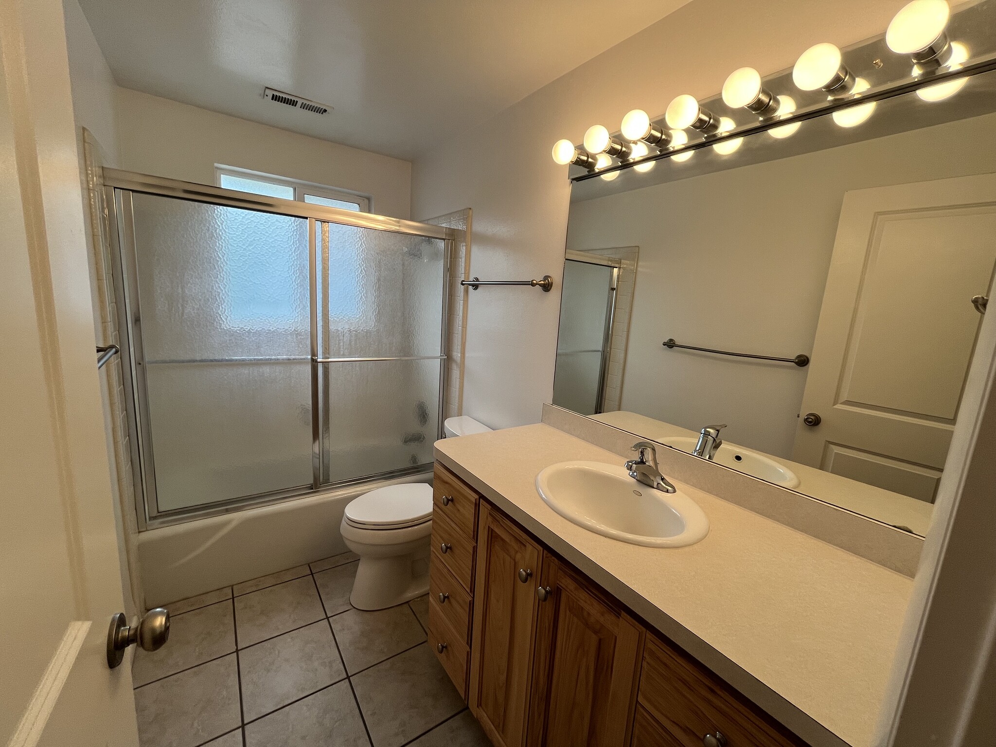 Bathroom - 378 S 150 W