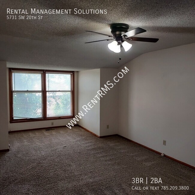Building Photo - 5731 SW 20th St