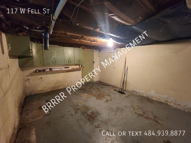 Building Photo - 117 W Fell St