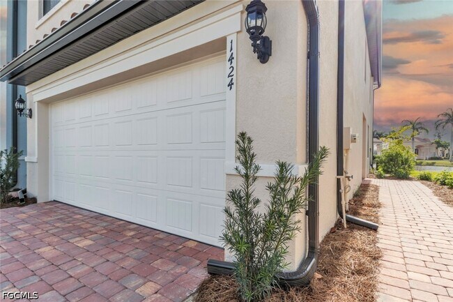 Building Photo - 1424 Weeping Willow Ct