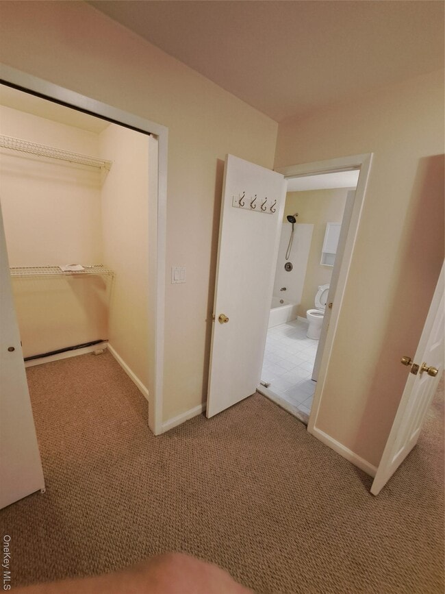 Building Photo - 196 N Nassau Ave