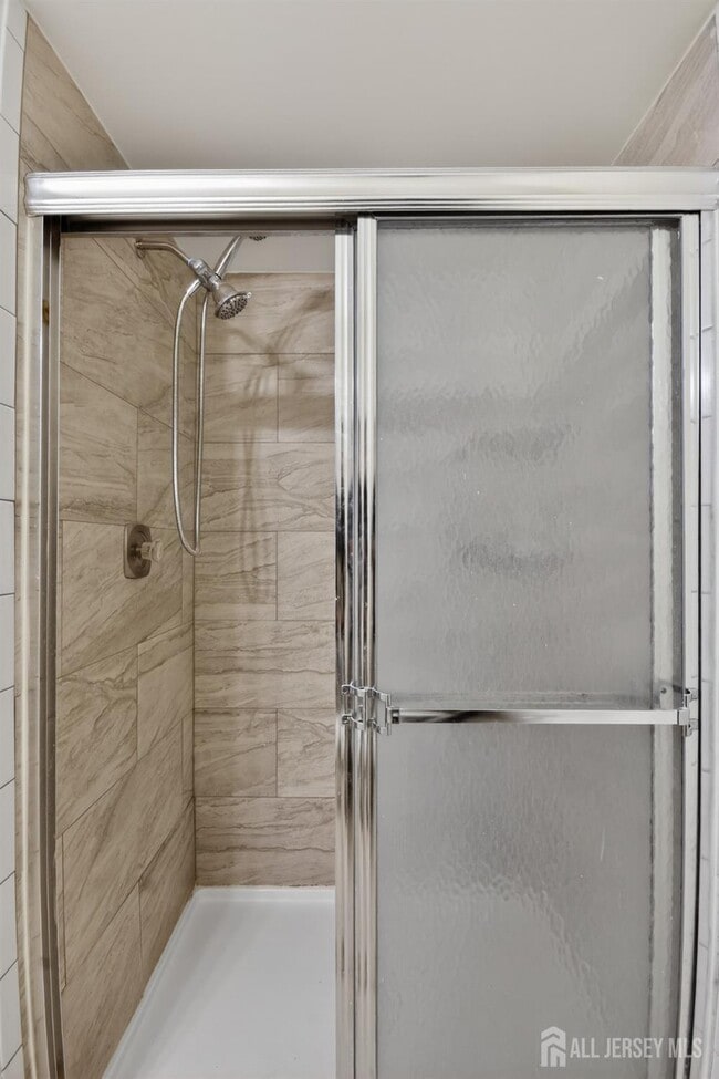 Building Photo - 111 Keystone Ct