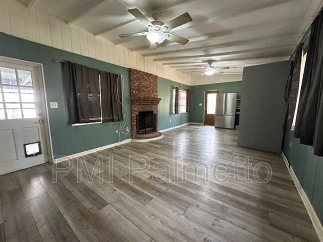 Building Photo - 1019 Trillie Ln