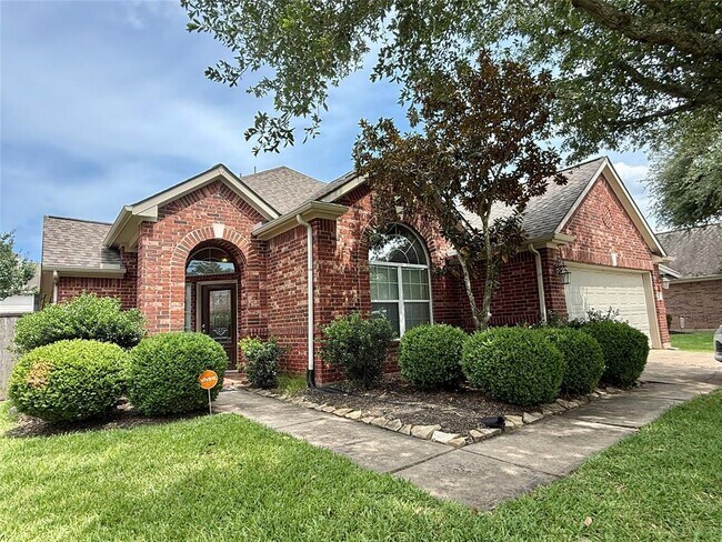 Primary Photo - 11530 Columbia Pines Ln