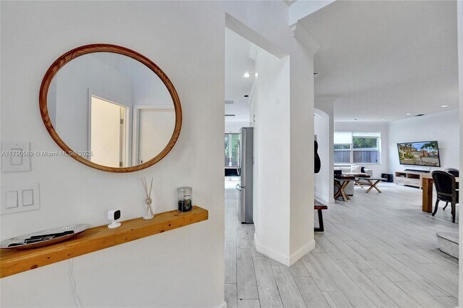 Building Photo - 2508 Cardaman Ave