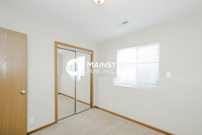 Building Photo - 213 Palmer Ct