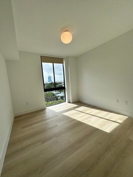 Building Photo - 4314 SW 49th Ct