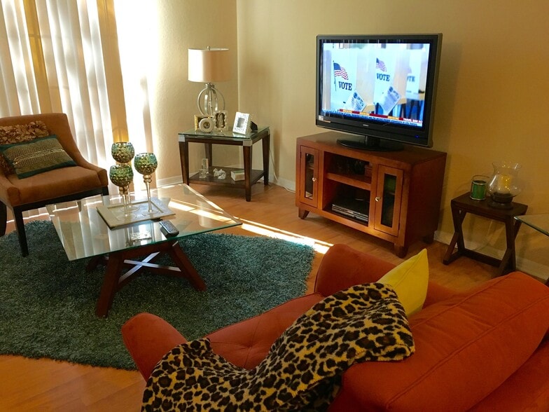 Building Photo - 5218 Hampton Beach Pl