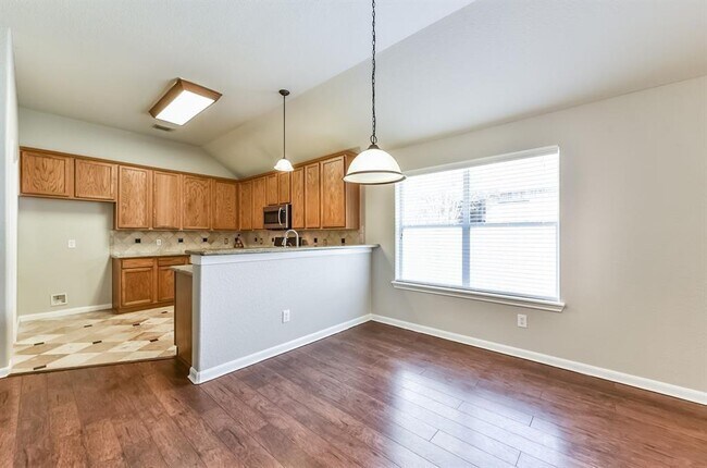 Building Photo - 15723 Chapel Lake Dr