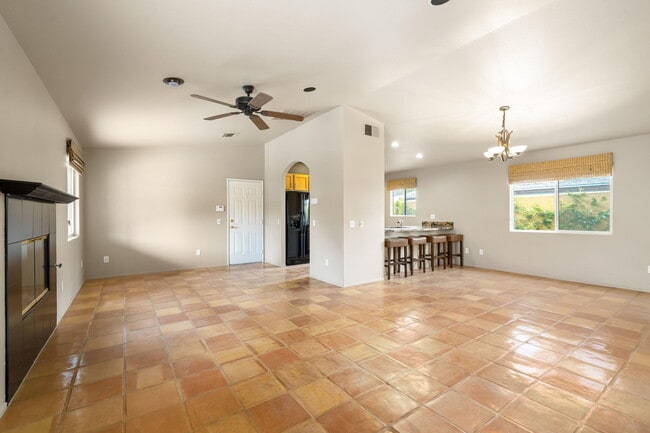 Building Photo - 51980 Avenida Cortez