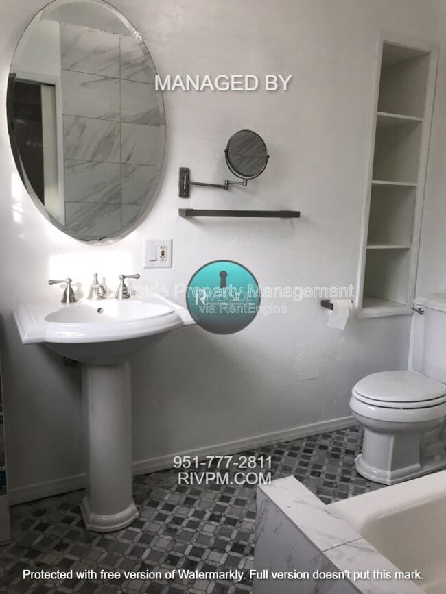 Building Photo - 6698 Nicolett St