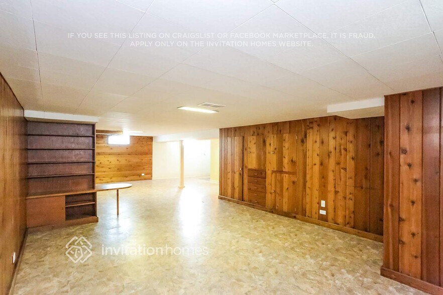 Building Photo - 180 Oakland Grove