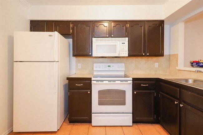 Building Photo - 8710 McPherson Rd