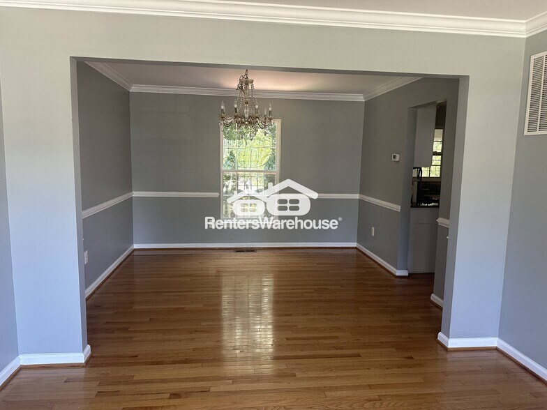 Building Photo - 5613 Harvey Ct