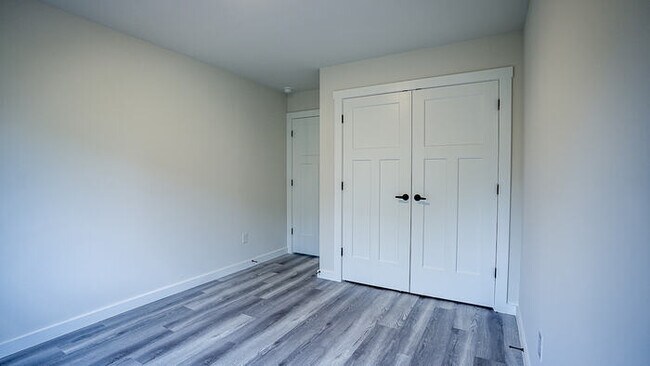 Building Photo - Brand-New Luxury 3BR Townhomes – First Mon...