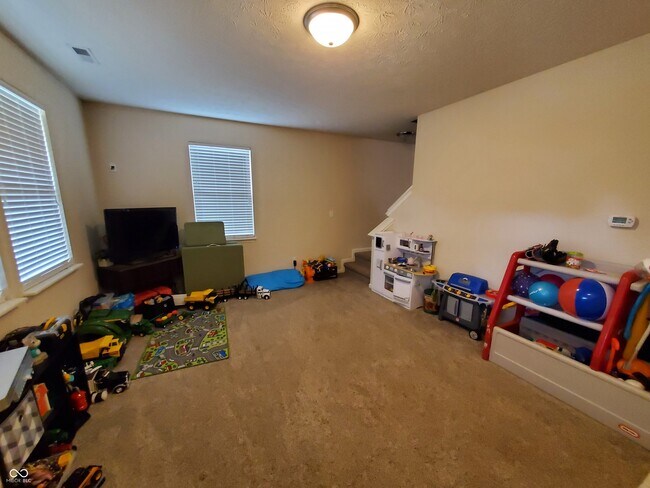 Building Photo - 1744 Cold Springs Dr