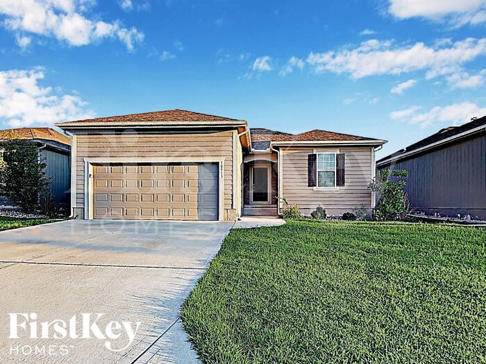 Primary Photo - 10913 Highview Rd