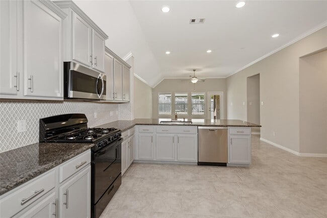Building Photo - 2939 Twin Cove Ct
