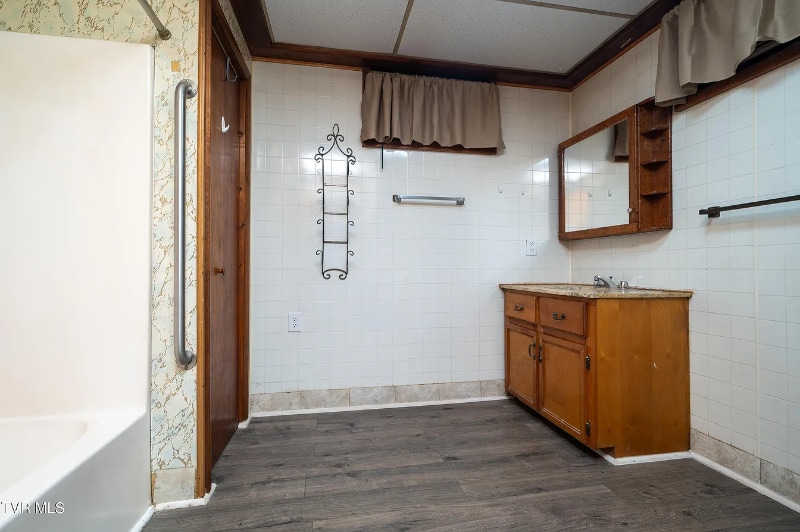 Building Photo - 121 Dee Runion Rd