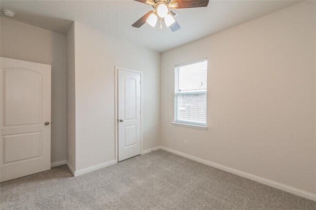 Building Photo - 6152 Nathan Creek Dr
