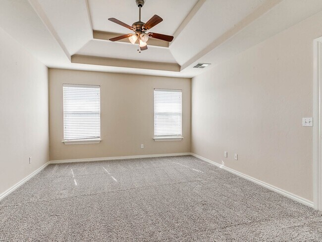 Building Photo - 2724 Busheywood Dr