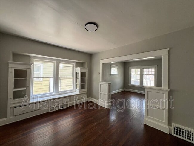 Building Photo - 8201 Denison Ave