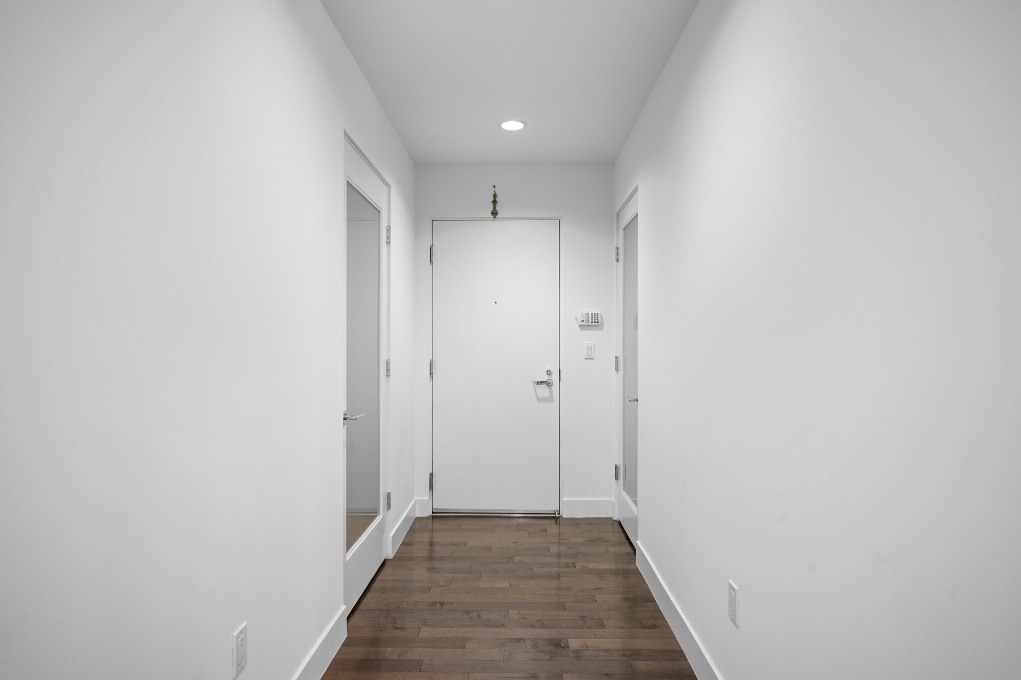 Building Photo - 11023 Fruitland Dr