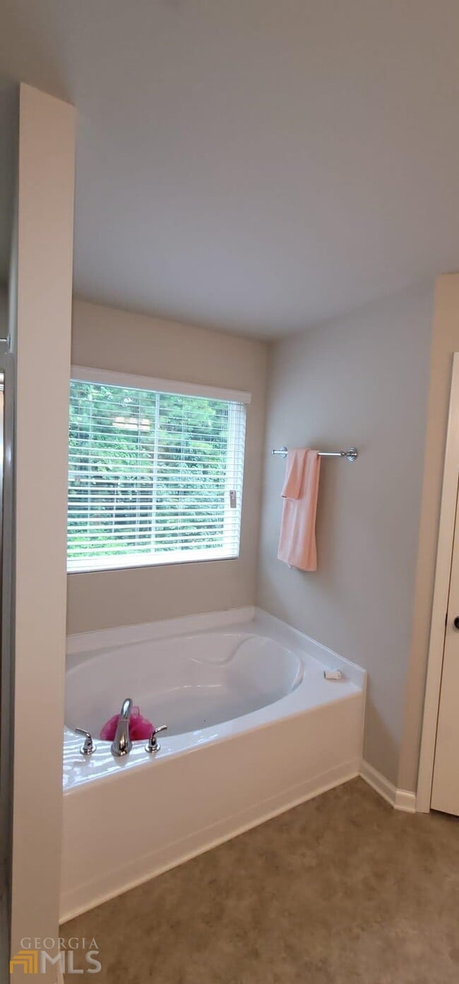 Building Photo - 3433 Cascade Parc Blvd SW