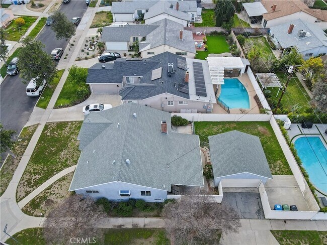 Building Photo - 5341 Garden Grove Ave