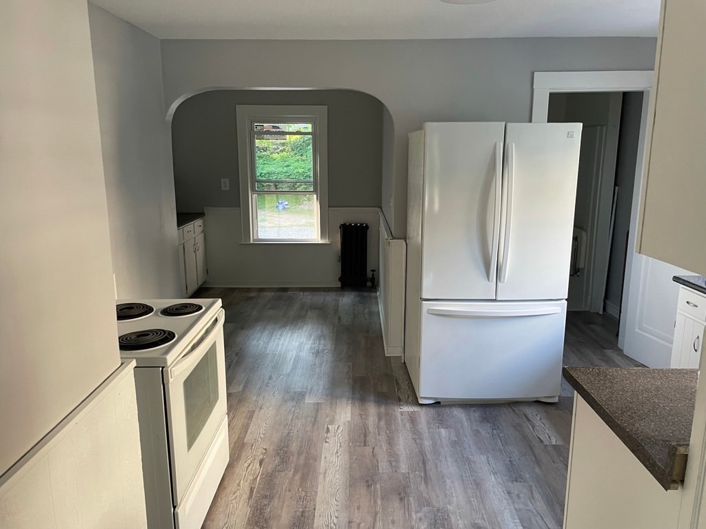 Building Photo - 600 Alden St