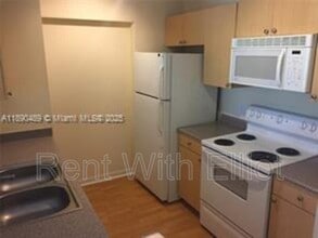 Building Photo - 1900 Van Buren St