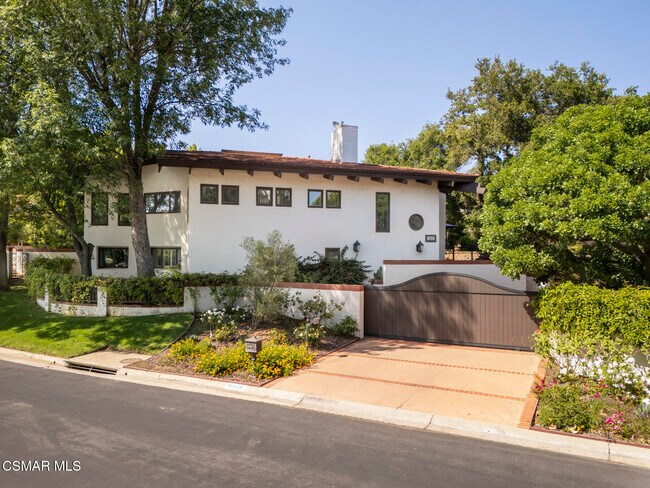 Building Photo - 4525 Rayburn St