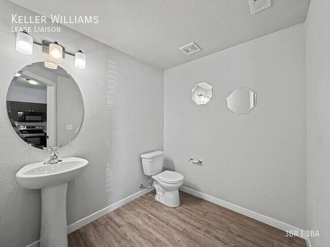 Building Photo - 4668 Ports Down Ln