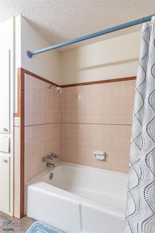 Building Photo - 1926 Richland Dr