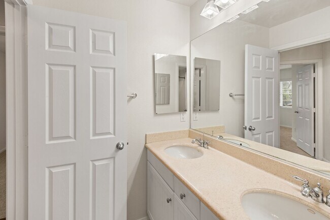 Building Photo - Four Bedroom Home in Temecula