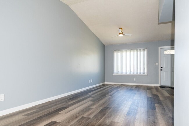 Building Photo - Beautifully Updated 3BR Home with Fenced Yard & Covered Porch