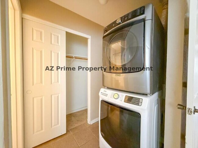 Building Photo - 7101 N 36th Ave