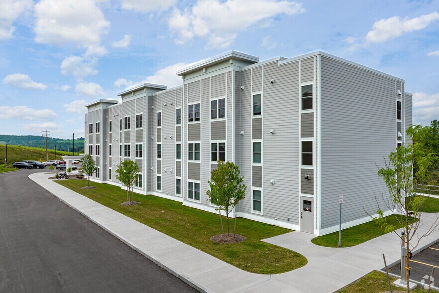 Building Photo - Community View Apartments