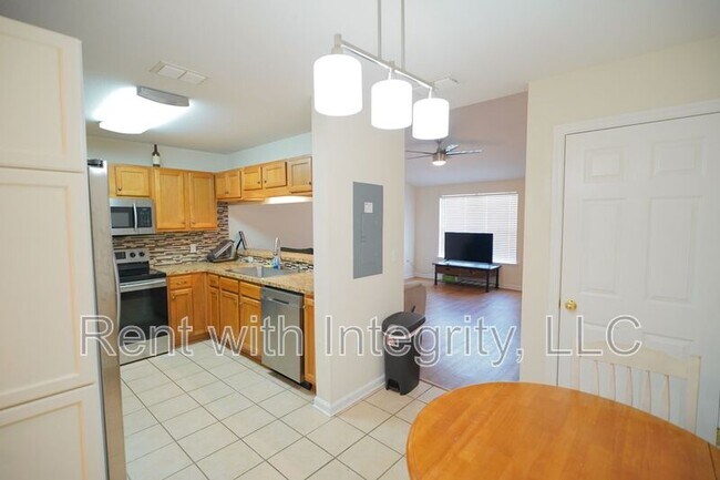Building Photo - 4434 Gearhart Rd