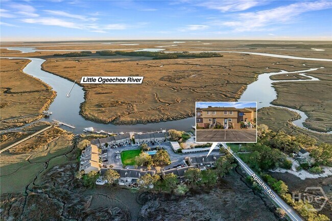 Building Photo - 12502 Apache Ave