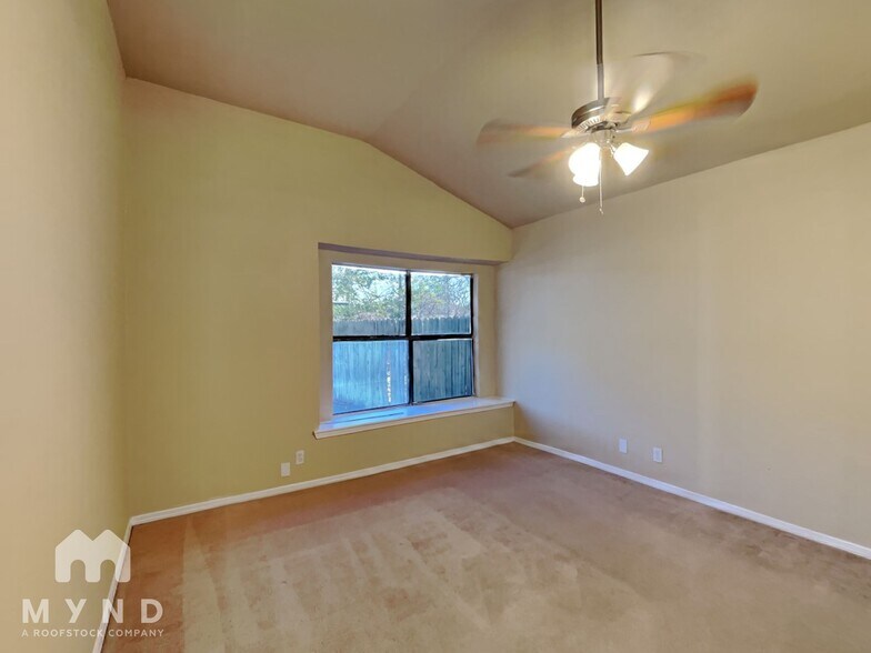 Building Photo - 3118 Beacon Field Dr