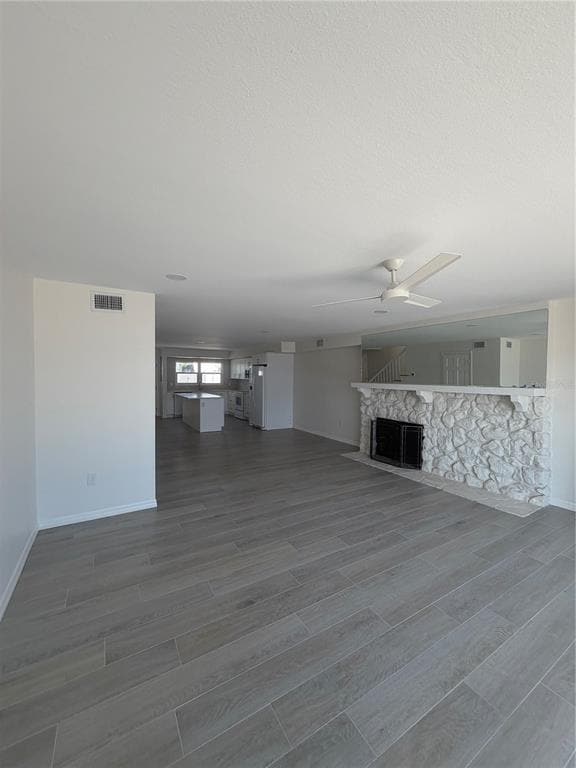 Building Photo - 716 Bayway Blvd