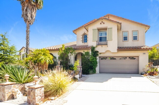Primary Photo - 28459 Falcon Crest Dr