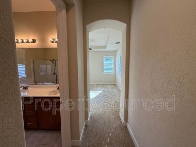 Building Photo - 1086 Harvest Mill Dr