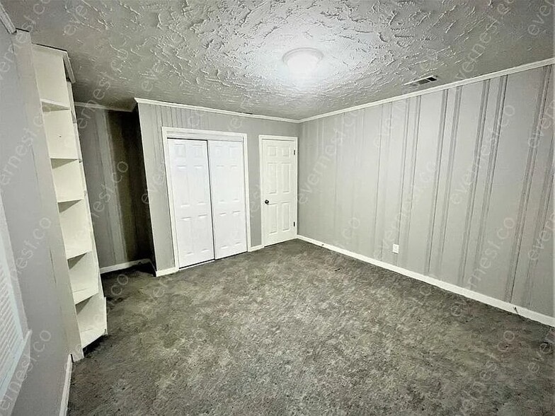 Building Photo - 4128 Carol Dr