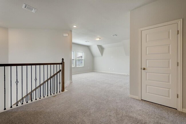 Building Photo - 4507 Cool Gray Cv
